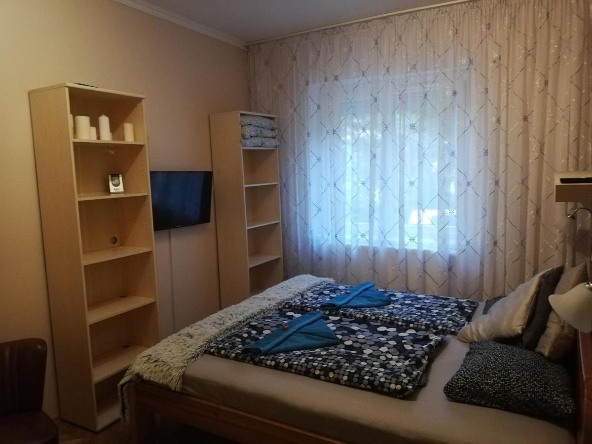 Lili Apartman Apartment Balatonfured Luaran gambar