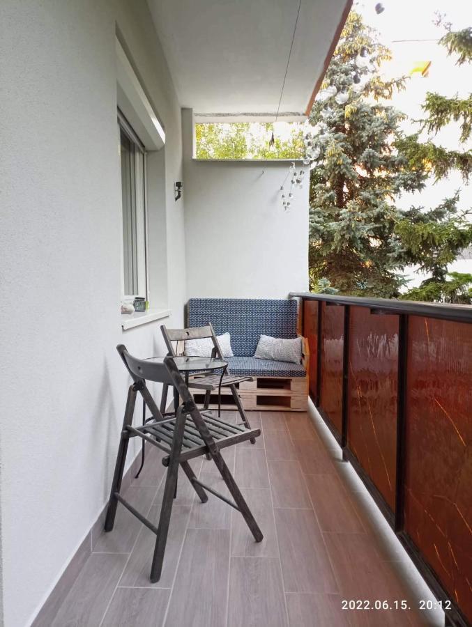 Lili Apartman Apartment Balatonfured Luaran gambar
