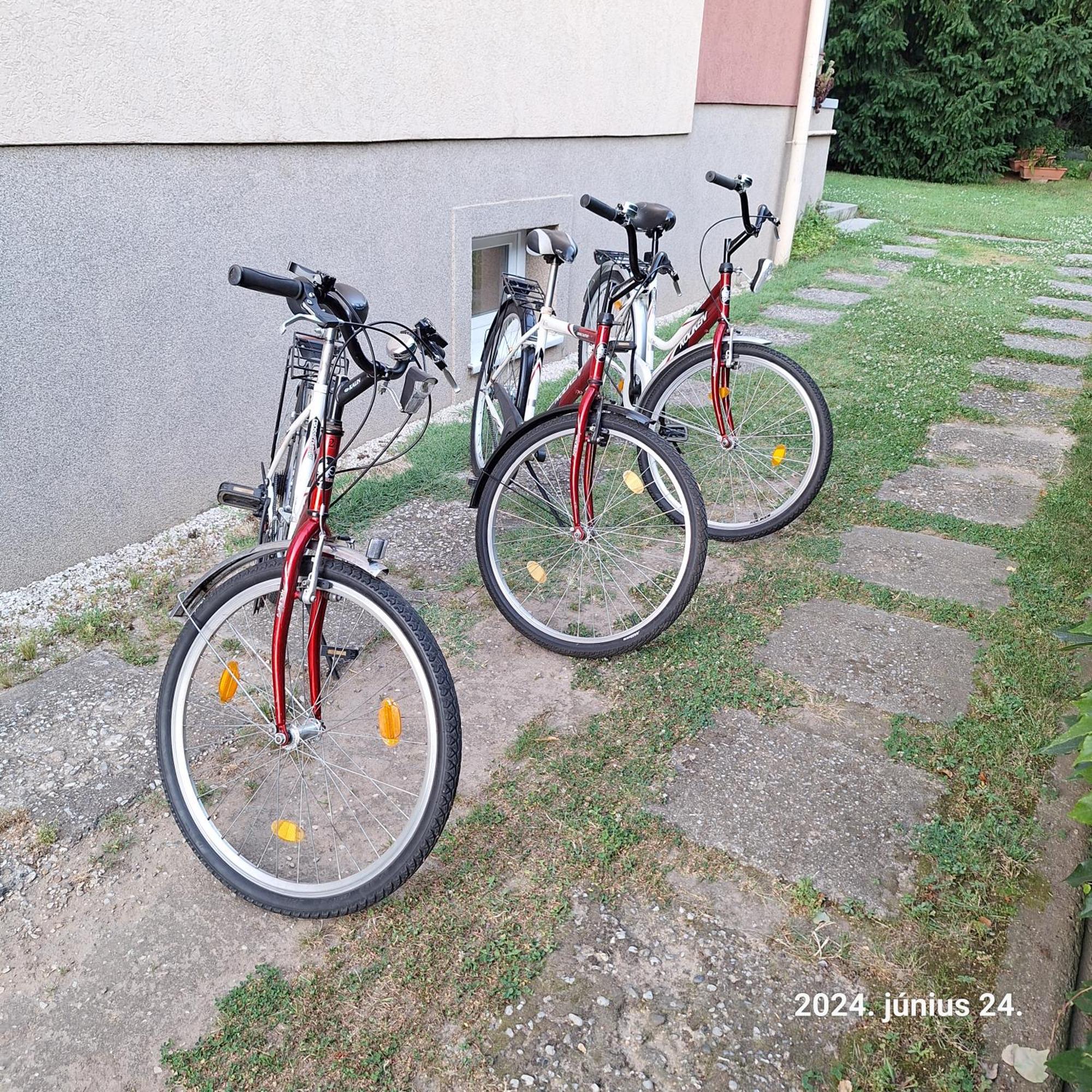 Lili Apartman Apartment Balatonfured Luaran gambar